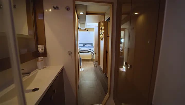 Lucia 40 in Rhodes New Marina - Photo 5