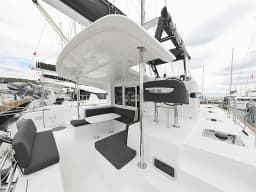 Lagoon 40 in Sukošan / D-Marin Dalmacija Marina thumbnail 8