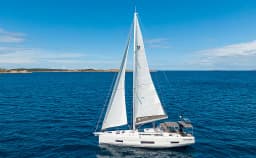 Dufour 470 in Sardinia / Cannigione thumbnail 6