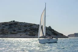 Sun Odyssey 349 in Ploče City Port thumbnail 7