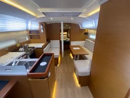 Sunsail 41 in Tortola / Road Town / Fort Burt Marina thumbnail 2