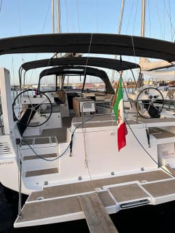Dufour 470 in Sicily / Palermo / La Cala (Porto Palermo) thumbnail 12