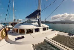 Lagoon 380 in Lefkada / Marina Perigiali thumbnail 10