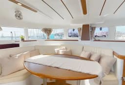 Lagoon 380 in Lefkada / Marina Perigiali thumbnail 12