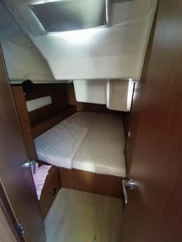 Oceanis 40.1 in Pomer / ACI Marina Pomer thumbnail 3