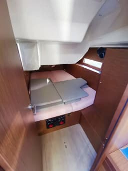 Oceanis 40.1 in Pomer / ACI Marina Pomer thumbnail 4