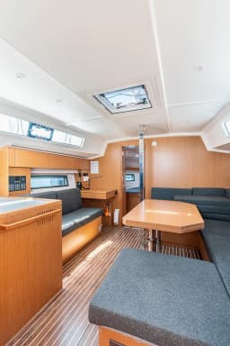 Bavaria C42 in Rhodes New Marina thumbnail 20