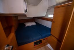 Sun Odyssey 519 in Salerno thumbnail 9
