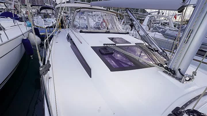 Dufour 390 in Marmaris Yacht Marina - Photo 4