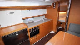 Dufour 390 in Marmaris Yacht Marina thumbnail 33