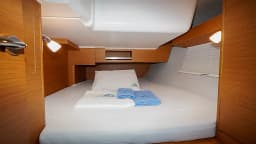 Dufour 390 in Marmaris Yacht Marina thumbnail 43