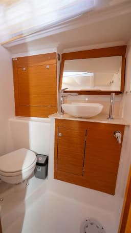 Dufour 390 in Marmaris Yacht Marina thumbnail 44
