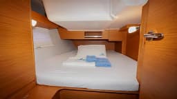 Dufour 390 in Marmaris Yacht Marina thumbnail 45