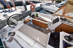 Dufour 350 Grand Large in Sukošan / D-Marin Dalmacija Marina thumbnail 18