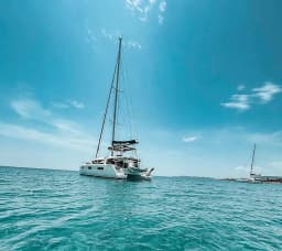 Lagoon 46 in Athens / Alimos Marina thumbnail 9