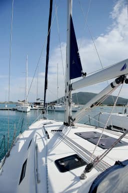 Bavaria 40 Cruiser in Kavala thumbnail 3