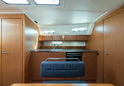 Bavaria 40 Cruiser in Kavala thumbnail 8