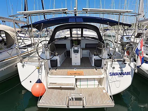 Sun Odyssey 490 in Sukošan / D-Marin Dalmacija Marina - Photo 2