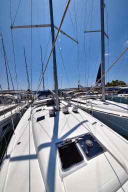 Sun Odyssey 490 in Sukošan / D-Marin Dalmacija Marina thumbnail 17