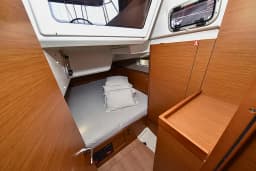 Sun Odyssey 490 in Sukošan / D-Marin Dalmacija Marina thumbnail 24