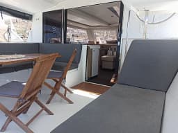 Isla 40 in Paros port thumbnail 12