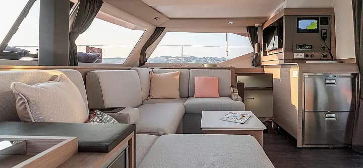 Isla 40 in Paros port - Photo 4