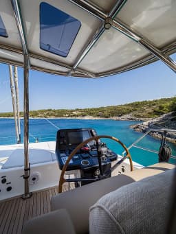 Sunreef 60 in Kaštel Gomilica / Marina Kaštela thumbnail 12