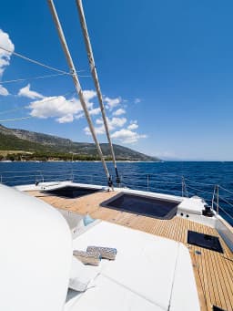 Sunreef 60 in Kaštel Gomilica / Marina Kaštela thumbnail 107