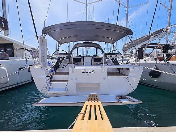 Dufour 41 in Rogoznica / Marina Frapa - image 1
