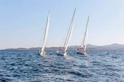 X4-6 in Lavrion / Olympic Marina thumbnail 46