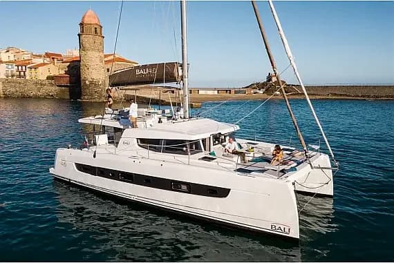 Bali 4.6 in Ibiza / Sant Antoni de Portmany Port - Photo 1