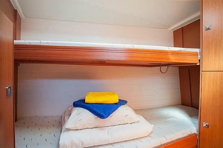 Bavaria Cruiser 51 in Dubrovnik / ACI Marina Dubrovnik - Photo 5