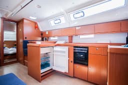 Bavaria Cruiser 51 in Dubrovnik / ACI Marina Dubrovnik thumbnail 5