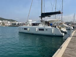 Lagoon 42 in Ibiza / Sant Antoni de Portmany Port thumbnail 10
