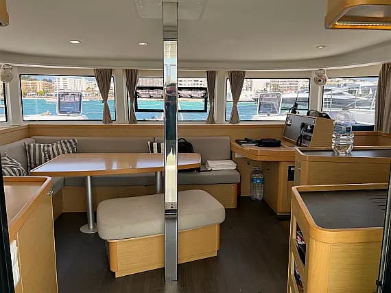 Lagoon 42 in Ibiza / Sant Antoni de Portmany Port - Photo 3