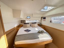 Lagoon 42 in Ibiza / Sant Antoni de Portmany Port thumbnail 5
