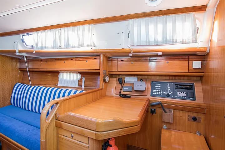 Bavaria 34 Cruiser in Corfu / Gouvia / D-Marin Marina Gouvia - Photo 5