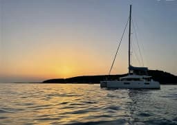 Lagoon 52F in Ibiza / Sant Antoni de Portmany Port thumbnail 16