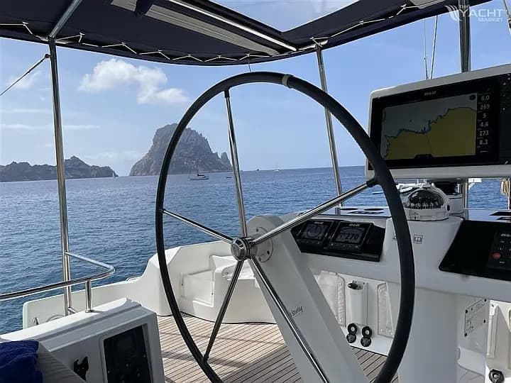Lagoon 52F in Ibiza / Sant Antoni de Portmany Port - Photo 5