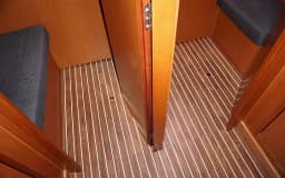 Bavaria 46 Cruiser in Lefkada / D-Marin Marina Lefkas thumbnail 7