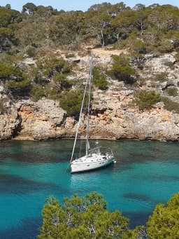 Bavaria 45 Cruiser in Mallorca / Palma de Mallorca / Marina Naviera Balear thumbnail 11
