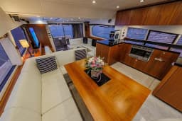 Sunseeker Manhattan 63 in Kaštel Lukšić / Port Kaštel Lukšić thumbnail 4