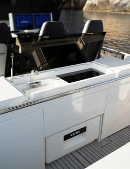 De Antonio D36 in Ibiza / Marina Port Ibiza thumbnail 6