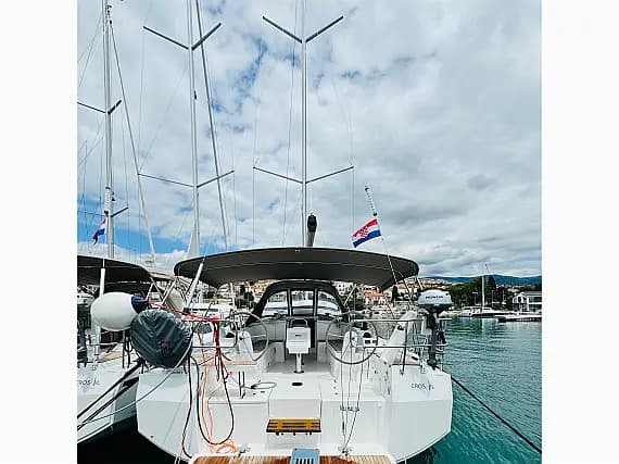 Bavaria C38 in Novi Vinodolski / Marina Novi - Photo 1