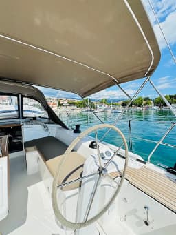 Bavaria C38 in Novi Vinodolski / Marina Novi thumbnail 26