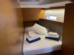 Sun Odyssey 490 in Volos / Port of Volos thumbnail 11