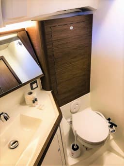 Oceanis 46.1 in Kefalonia / Sami Port thumbnail 10