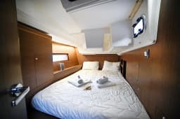 Oceanis 46.1 in Kefalonia / Sami Port thumbnail 39
