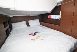 Oceanis 46.1 in Kefalonia / Sami Port thumbnail 40