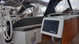 Dufour 430 in Sardinia / Portisco / Marina di Portisco thumbnail 14